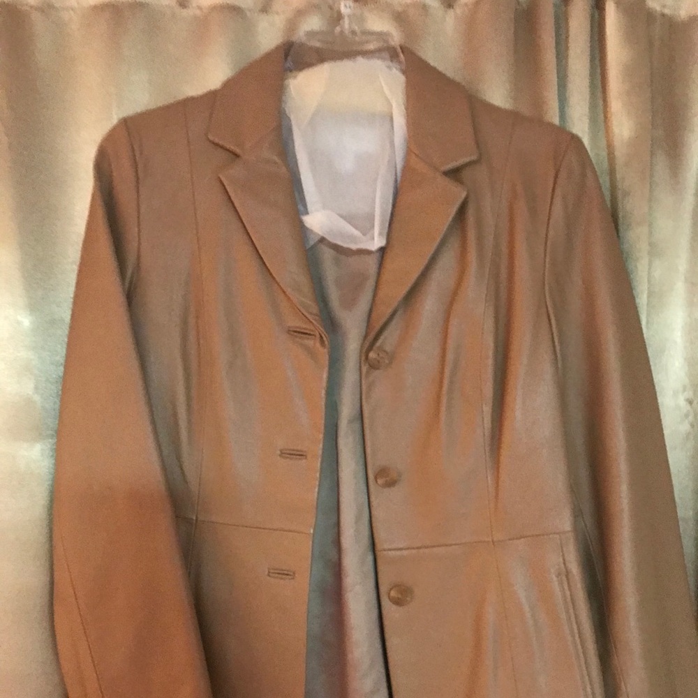 Women’s Tan Leather 3 Button Jacket